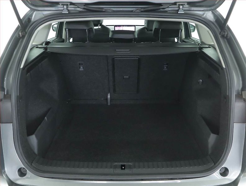 Škoda Enyaq (2022) iV 80 (82 kWh), SoH 96% - fotka 14 z 19