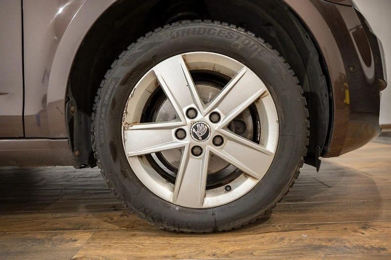Škoda Octavia 2.0 TDI 110 kW 4x4 - fotka 34 z 34