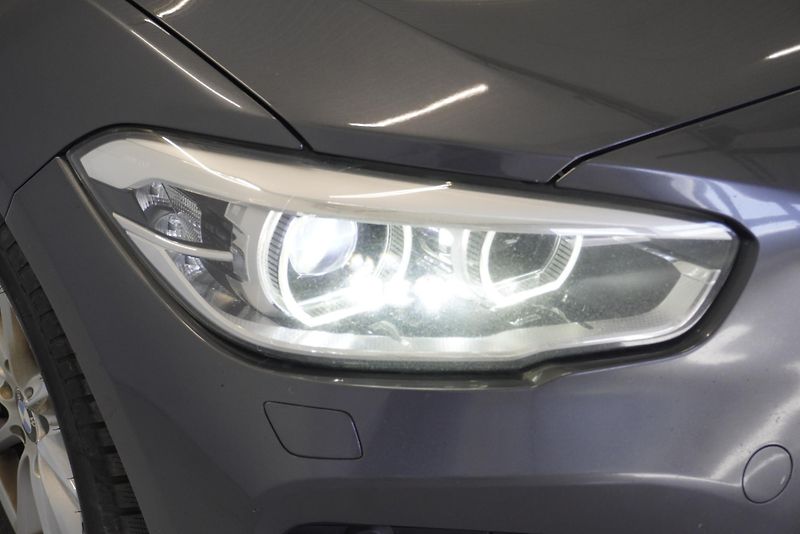 BMW Řada 1 120D 2,0 M-SPORT AUTOMAT - fotka 10 z 28