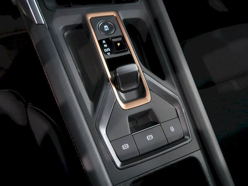 Cupra Leon (2025) 1.5eTSI 110KW DSG - fotka 36 z 41