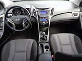 Hyundai i30 1.6i GDI Weekend - náhled 11