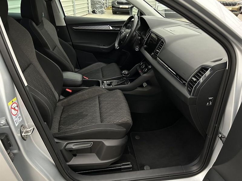Škoda Karoq 1.5 TSI Style - fotka 23 z 26