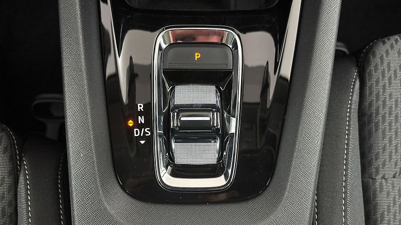 Škoda Octavia 1.5 TGI G-Tec DSG Style Combi - fotka 22 z 25