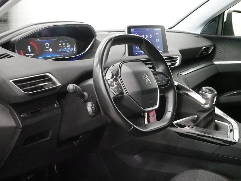 Peugeot 5008 - fotka 14 z 30