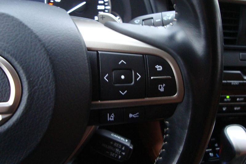 Lexus RX 450h (2021) ČR,1.Maj.S.kn.Najeto 62 tis.! - fotka 88 z 110