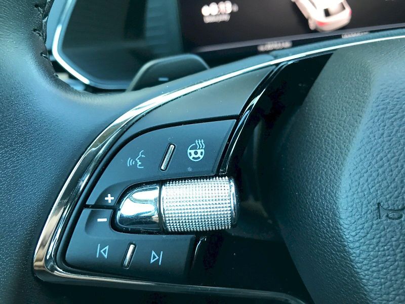 Škoda Superb (2022) COM iV L K TS 115/1.4 A6F - fotka 16 z 28