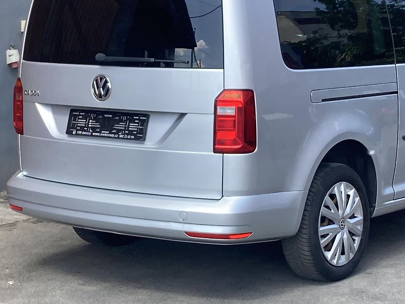 Volkswagen Caddy (2019)  MAXI 2,0TDi 7 míst záruka km - fotka 5 z 21