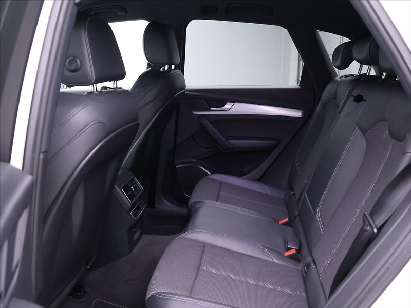 Audi Q5 2,0 TDI S-line 4x4 CZ - fotka 15 z 32