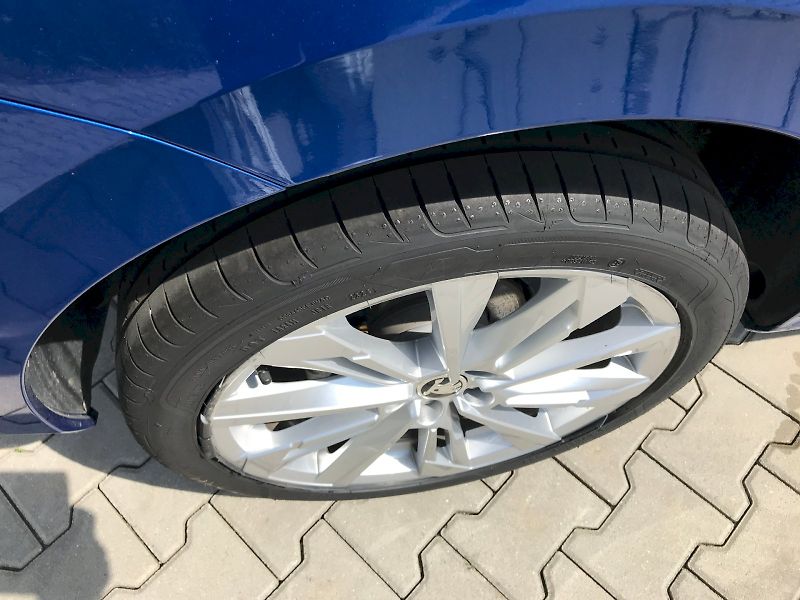 Škoda Kamiq (2024) SELEC TSI 85/1.0 A7F - fotka 12 z 25
