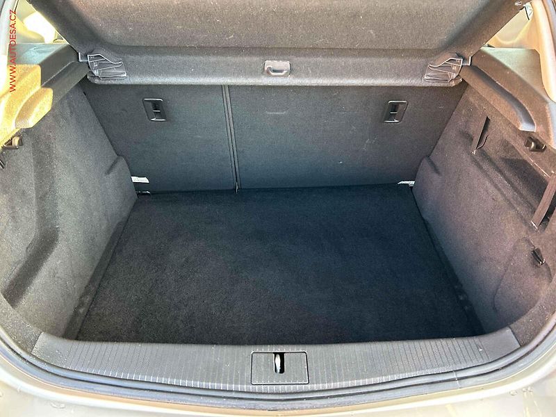 Opel Astra (2012) 1.4 16V, Klima - fotka 7 z 15