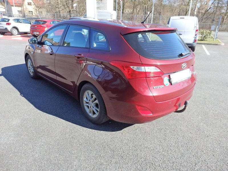 Hyundai i30 (2016) 1.6i 88kw kombi - fotka 5 z 7