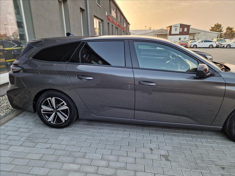 Peugeot 308 1.2Puretech Active Pack SW,ČR - fotka 40 z 47
