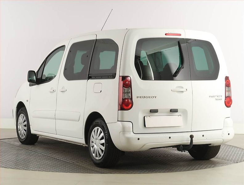 Peugeot Partner (2017) Active 1.6 BlueHDi, 5Míst, ČR - fotka 4 z 16