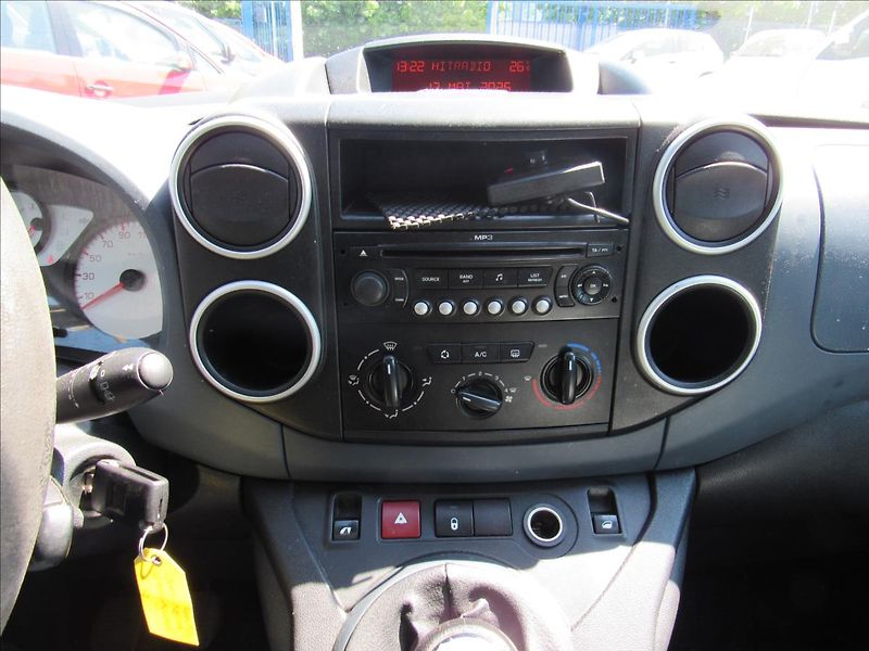 Peugeot Partner 1,6 HDI 55kW - fotka 15 z 26