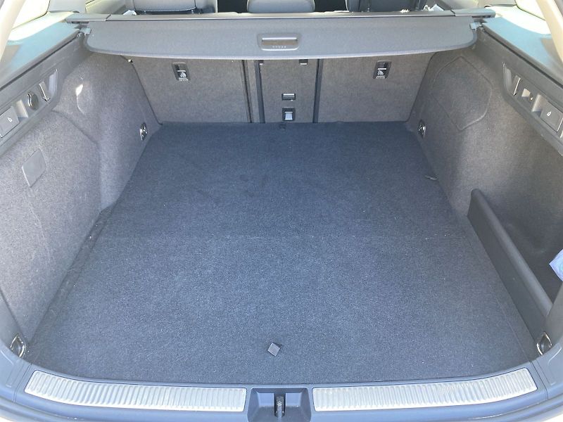 Škoda Superb (2025) Combi iV 1.5 TSI DSG Selection - fotka 34 z 39