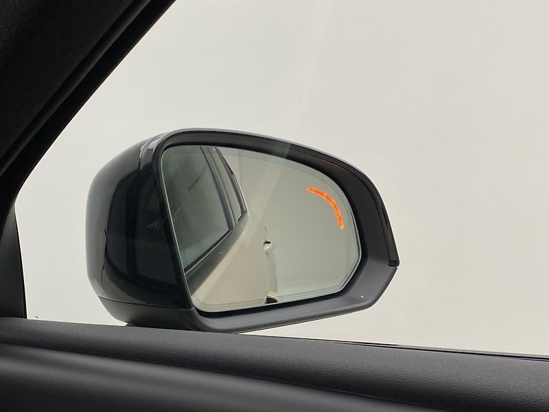 Volvo XC40 (2026) B3 AUT DARK ULTRA  - fotka 31 z 61