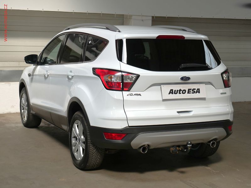 Ford Kuga (2018) 1.5EB, Navi, TZ - fotka 4 z 20