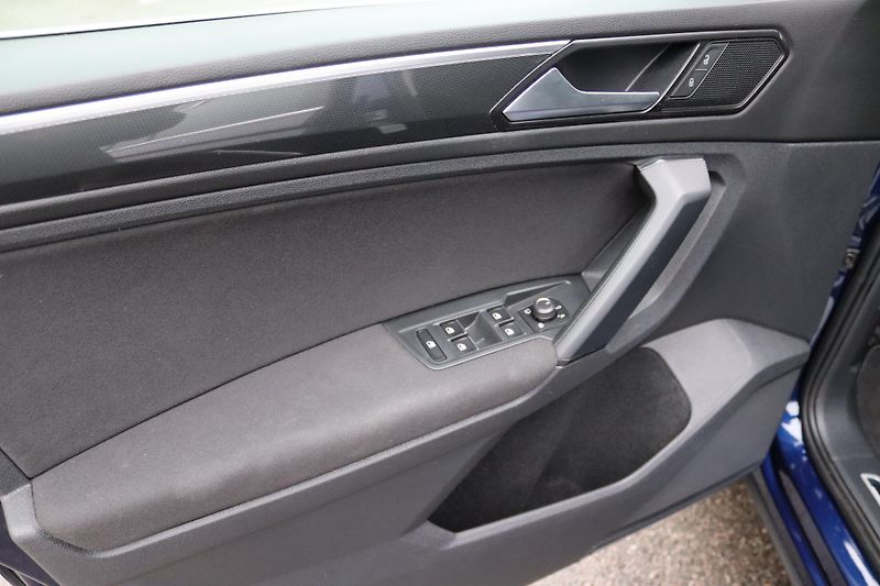 Volkswagen Tiguan 1.4TSI 110kW ČR 1 MAJITEL - fotka 19 z 50