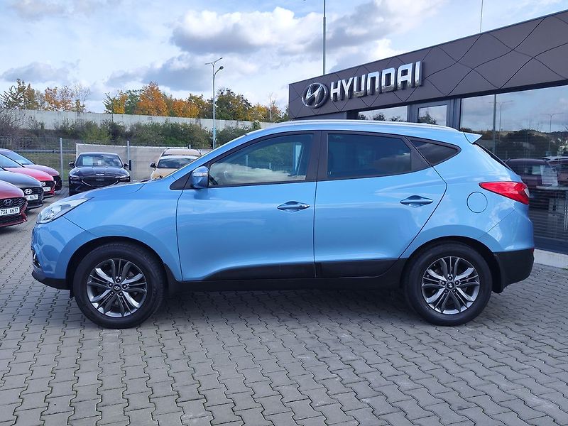 Hyundai ix35 2.0 GDI/122kW Style Navi - fotka 8 z 36
