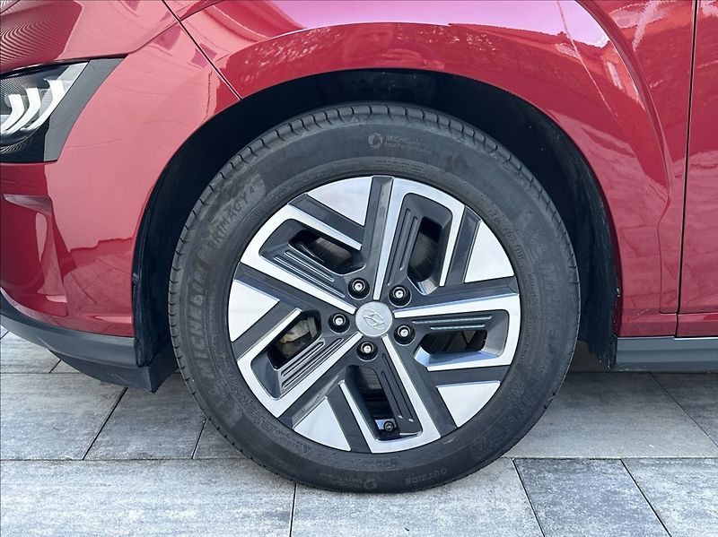 Hyundai Kona 0,0 204PS  electric CZ Edition - fotka 46 z 57