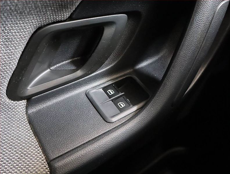 Škoda Roomster (2011) 1.4 16V, Serv.kniha - fotka 17 z 18