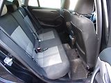 BMW X1 (2015) xDRIVE18d 105kW 1.MAJITELKA ČR - náhled 18