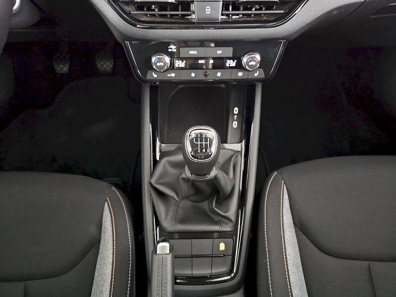 Škoda Scala (2025) 1.0TSI 85kW Selection - fotka 21 z 29