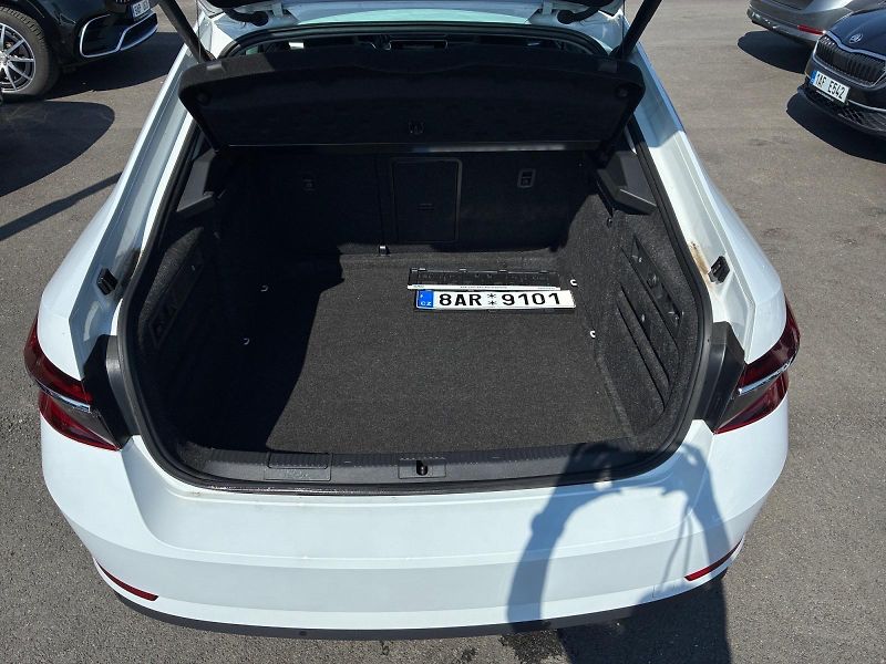 Škoda Superb (2021) STYLE 2.0TDI 110kW TAŽNÉ CZ - fotka 6 z 11