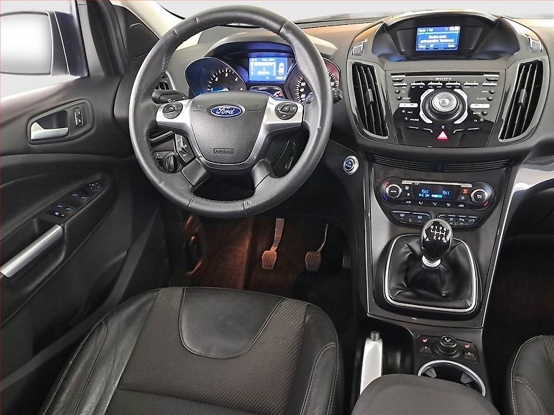 Ford Kuga (2013) 2.0 TDCi, 4X4, Tempomat - fotka 7 z 21