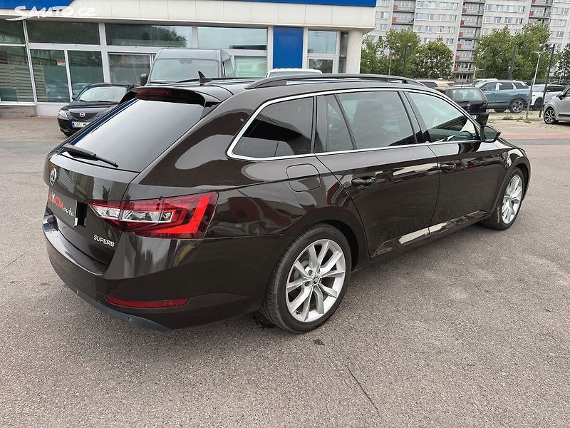 Škoda Superb 2.0 TDI 110kW - fotka 5 z 34