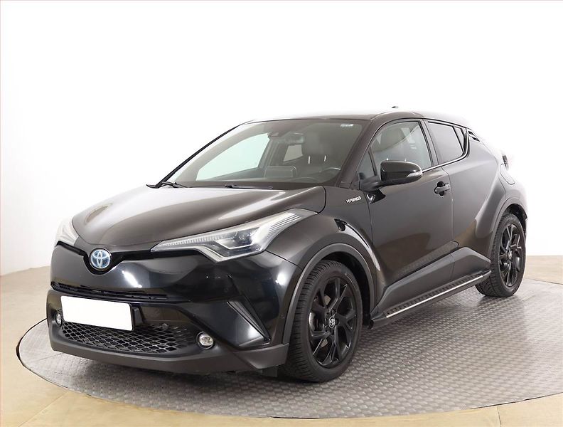 Toyota C-HR (2017) 1.8 Hybrid, Automat - fotka 2 z 19
