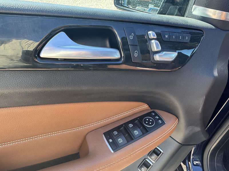 Mercedes-Benz GLE 350 4-MATIC - fotka 10 z 20