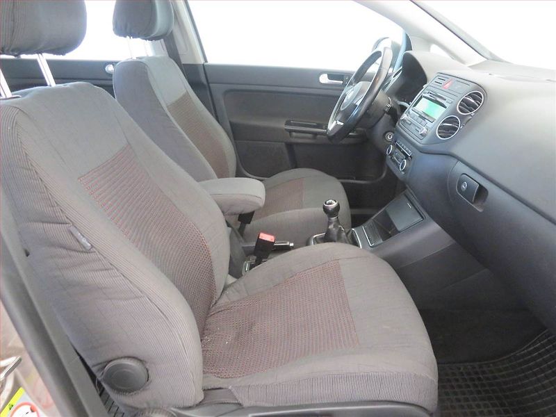 Volkswagen Golf Plus (2012) 1.2 TSI, Serv.kniha, Tempomat - fotka 9 z 15