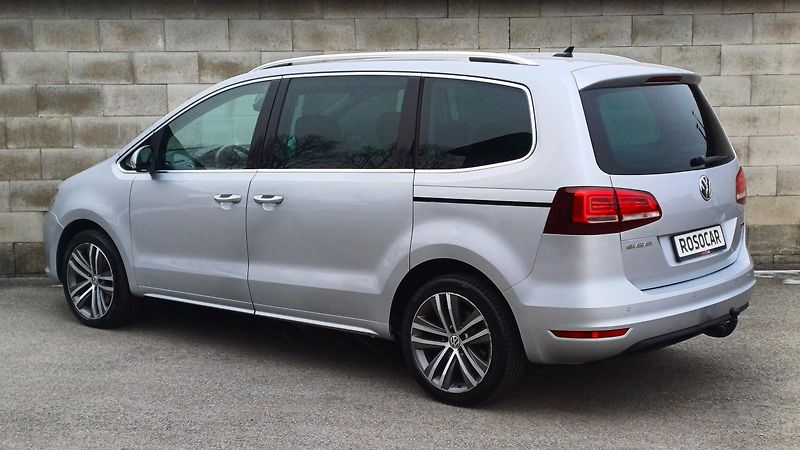 Volkswagen Sharan 2.0 TDI 135kW 4Motion HIGHLINE - fotka 7 z 50
