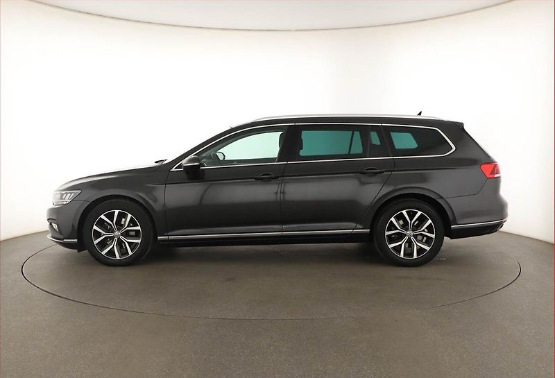 Škoda Kamiq (2025) 1.0 TSI, Drive - fotka 3 z 20
