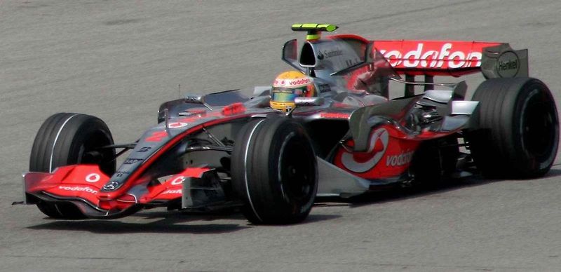Magazín Motor Sport sestavil žebříček 10 nejúspěšnějších závodních jezdců světa. Tomu vévodí trojice Jim Clark, Lewis Hamilton a Ayrton Senna.
