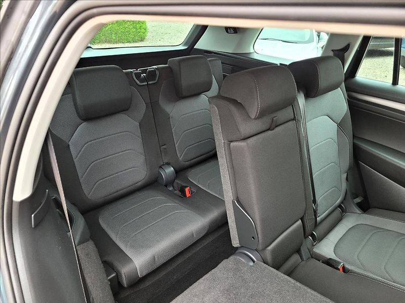 Škoda Kodiaq 1,5 TSI,DSG,7míst,navi,výhřev - fotka 18 z 50