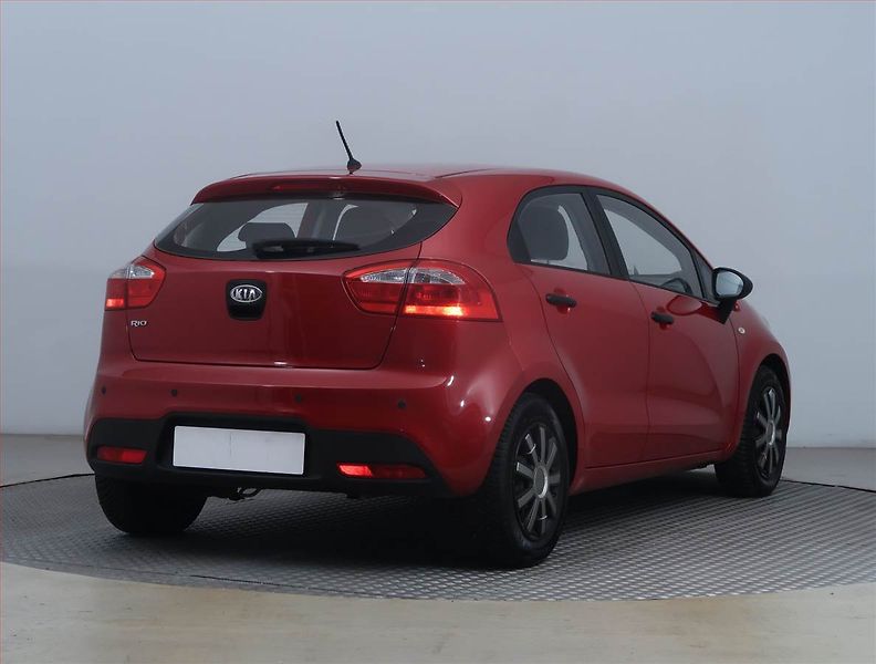 Kia Rio (2012) 1.25 CVVT, Serv.kniha - fotka 5 z 12
