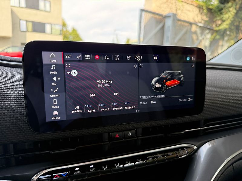 Fiat 500 LaPrima 3+1 42 kWh - fotka 16 z 38