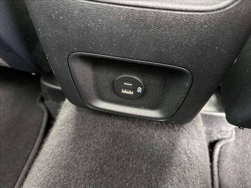Ford Kuga 1,5 EcoBlue 88kW Titanium X - fotka 23 z 49