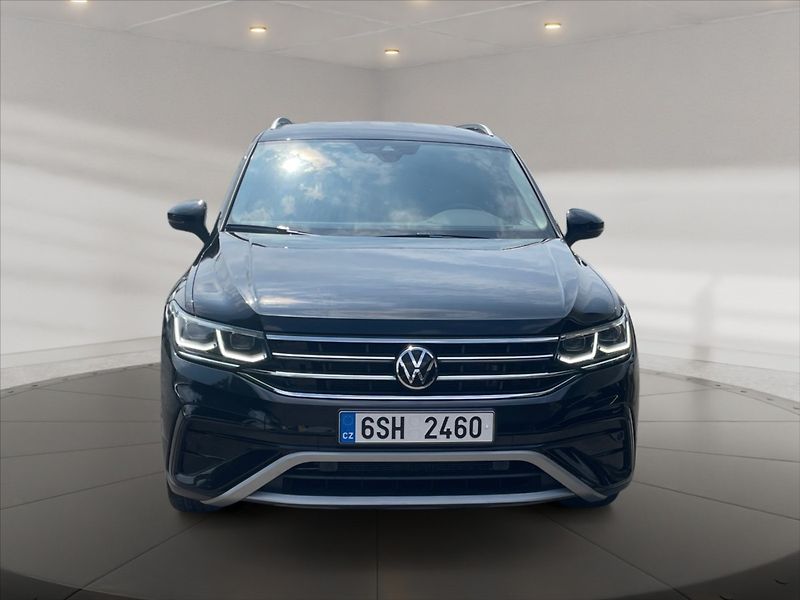 Volkswagen Tiguan Allspace 2,0 TDI Elegance 4Motion DSG - fotka 2 z 11