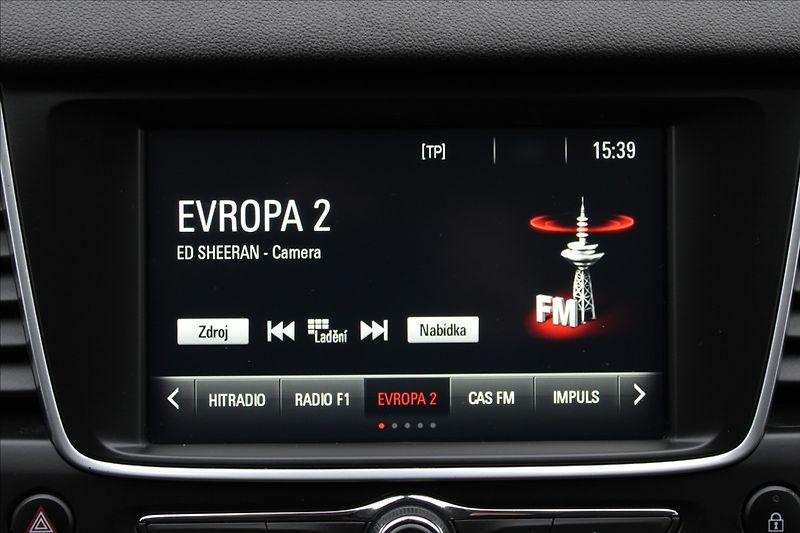 Opel Grandland X 1,2 T  ČR,1.MAJITEL,ENJOY - fotka 11 z 40