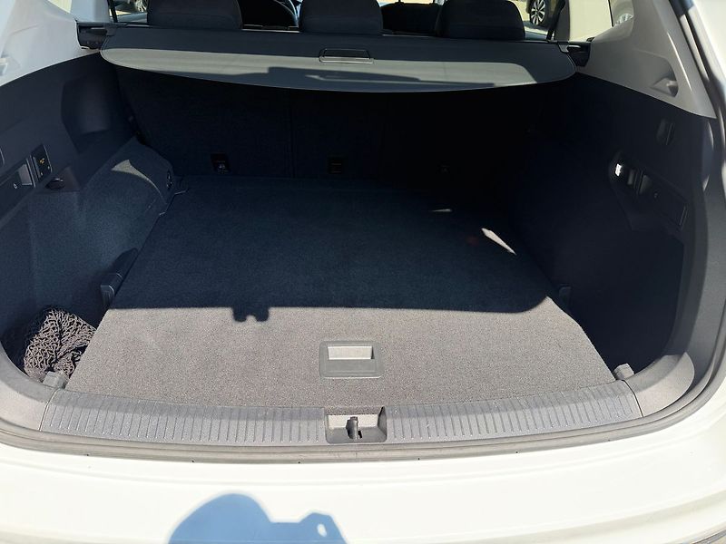 Volkswagen Tiguan Allspace Elegance 2,0TDI 110kW 4M - fotka 18 z 23