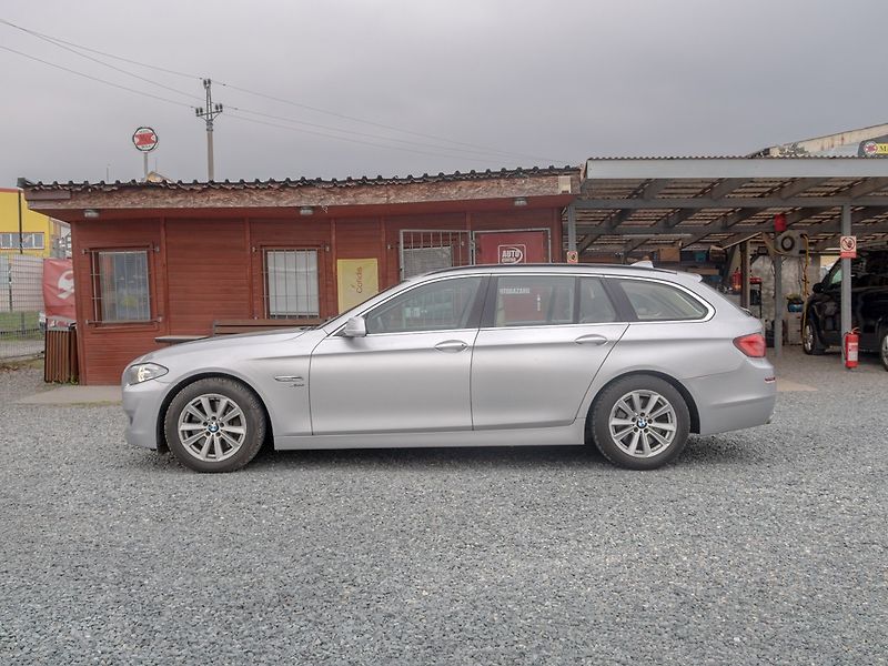 BMW Řada 5 (2012) 3.0D – NOVÉ V ČR - fotka 8 z 55