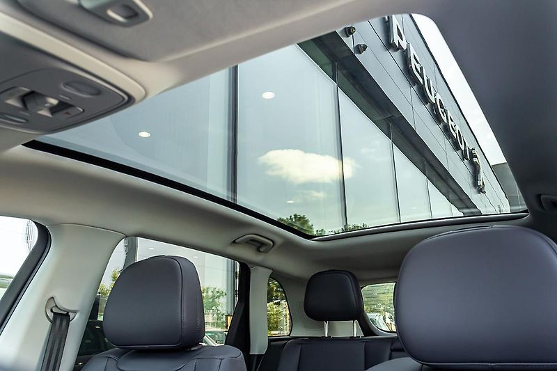 Leapmotor C10 REEV (2025) 1,5 dojezd až 974 km  Design - fotka 17 z 31