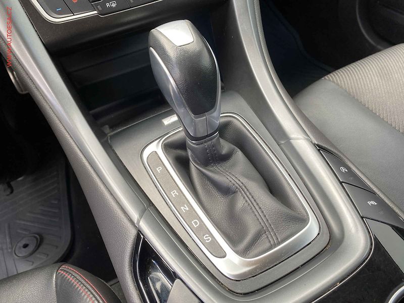 Ford Mondeo (2017) 2.0 TDCi 4x4, ČR, AT, navi - fotka 16 z 19