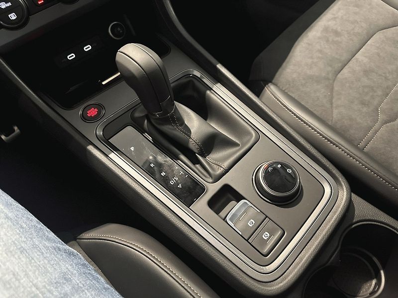 Cupra Ateca (2026) 1.5 TSI 150 DSG *TAŽNÉ* - fotka 9 z 11
