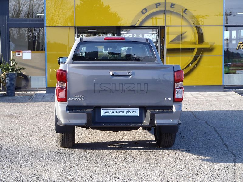 Isuzu D-Max Double Cab LS - fotka 7 z 25
