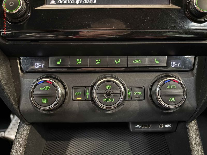 Škoda Octavia (2016) 2.0 TDí, RS Challange, DSG - fotka 15 z 16