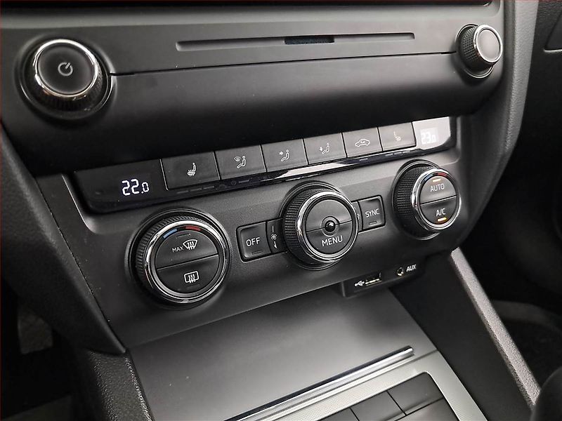 Citroën Berlingo (2020) Maxi Live 1.2 PureTech, 7Míst - fotka 14 z 18
